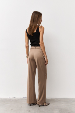 Брючные костюмы Luitui R4047 бежевый