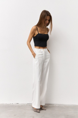 Брючные костюмы Luitui R4048 молочный