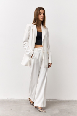 Брючные костюмы Luitui R4048 молочный