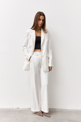 Брючные костюмы Luitui R4048 молочный