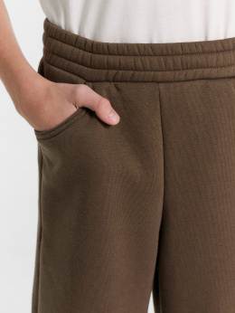 Брюки и шорты Mark Formelle 183397/24-30535Ц-7П табак