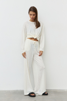 Комплекты брючные Luitui R4051 молочный