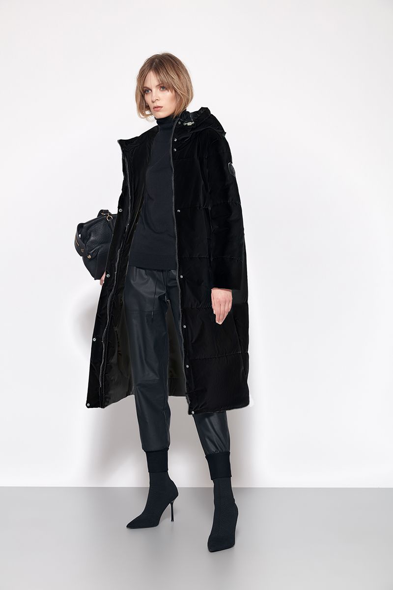 Женское пальто Favorini 21519 черный