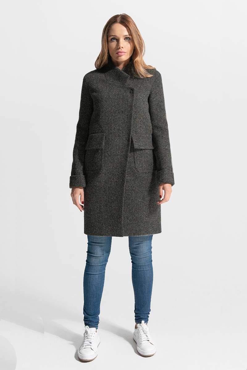 Женское пальто Gotti 160-13у серый-в-цветную-точку