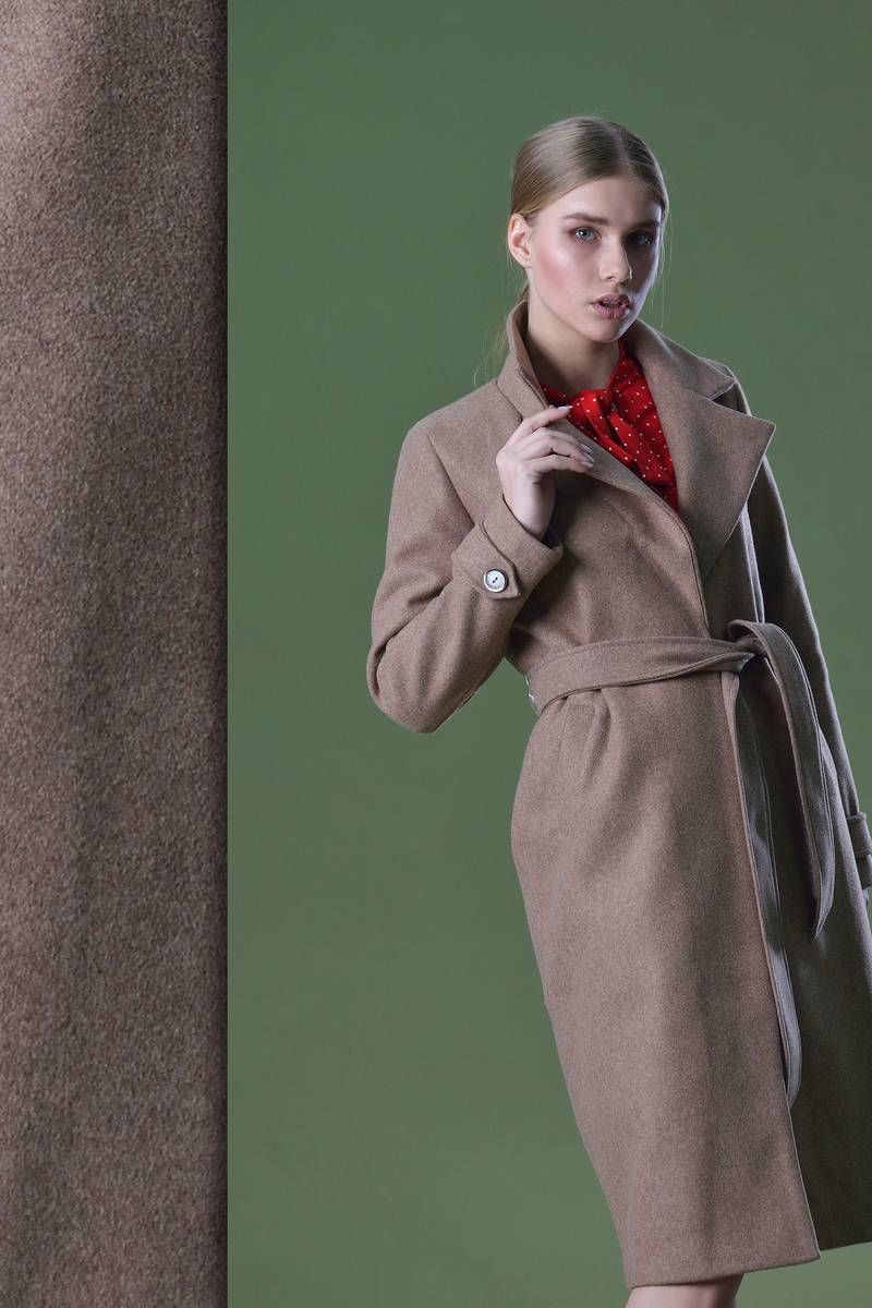 Женское пальто Tanya Arzhanova 48ТА