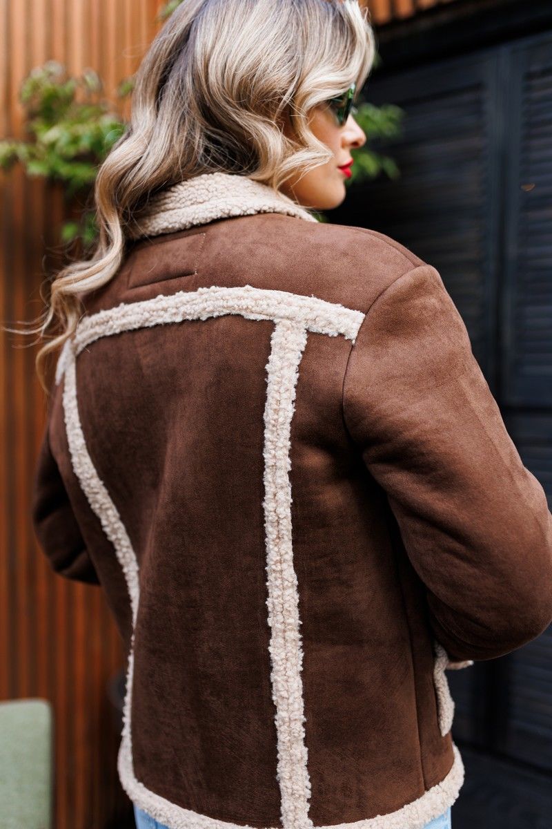 Женская куртка Мода Юрс 2506 коричневый