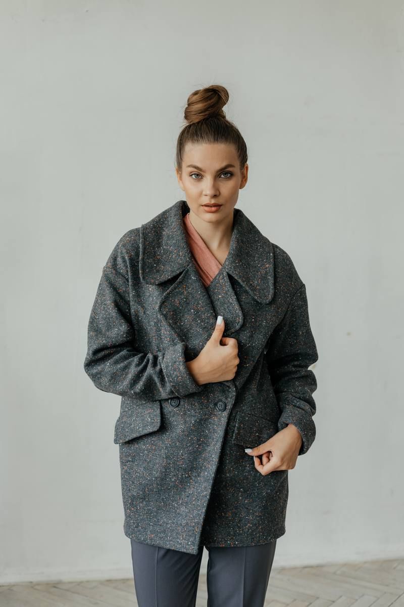 Женское пальто Стильная леди М-667 графит