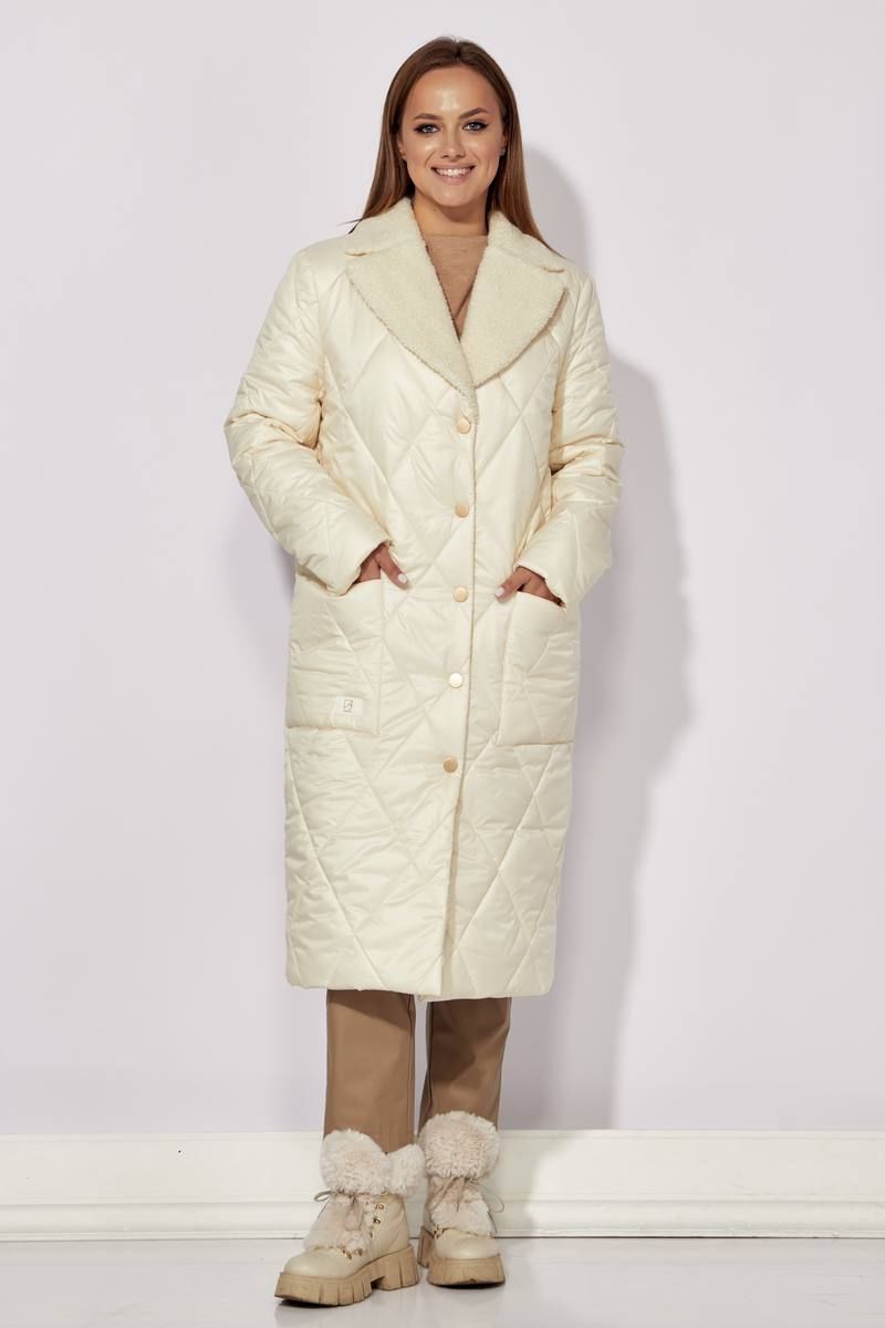 Женское пальто TAiER 1235 молочный