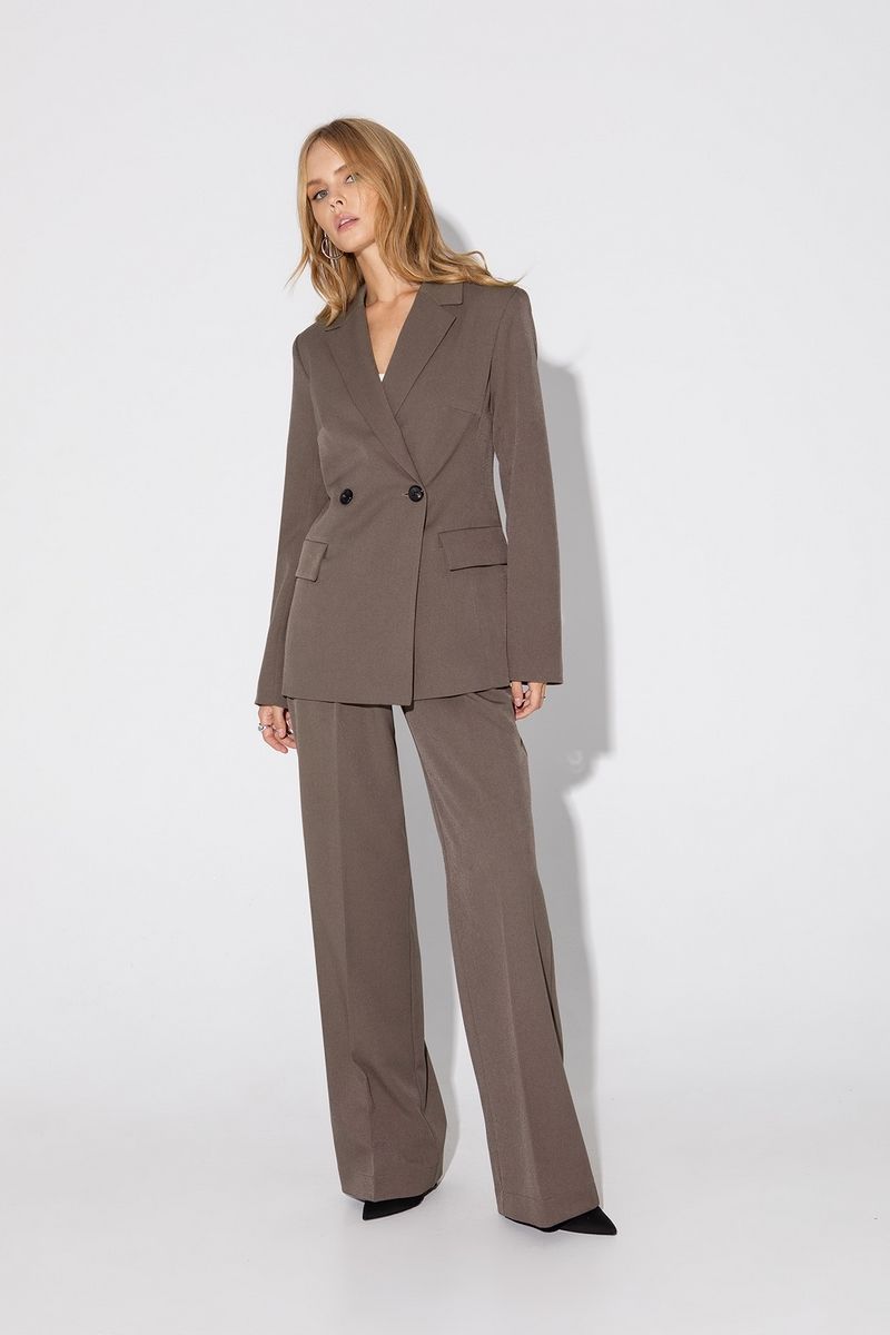 Брючный костюм PiRS 4818 серо-бежевый