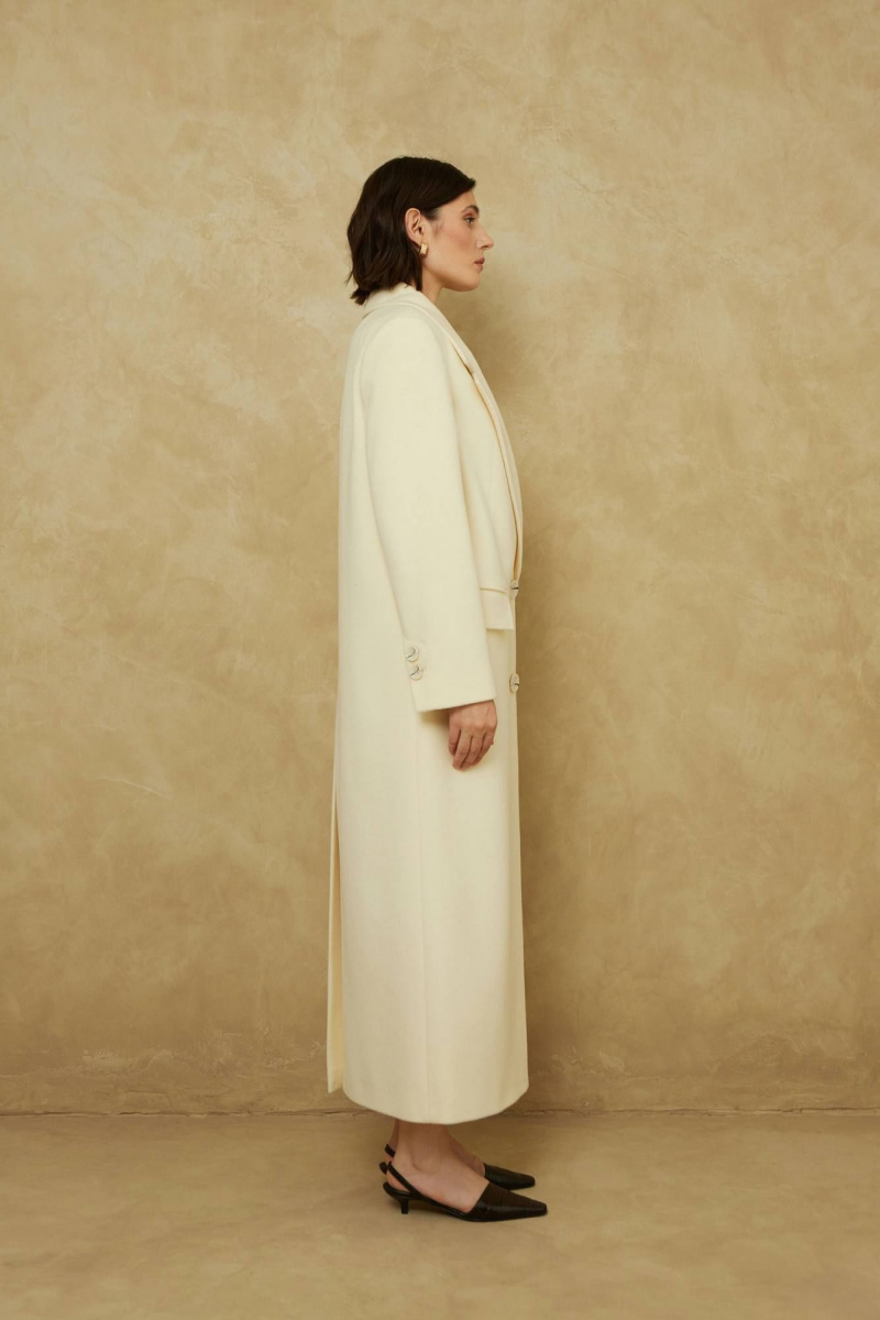 Женское пальто Elema 1-419-164 молоко