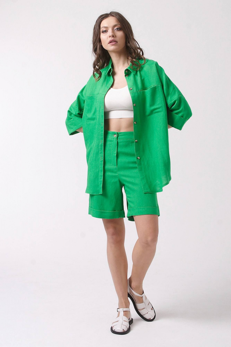 Женский комплект с шортами IUKONA 8041 зелёный