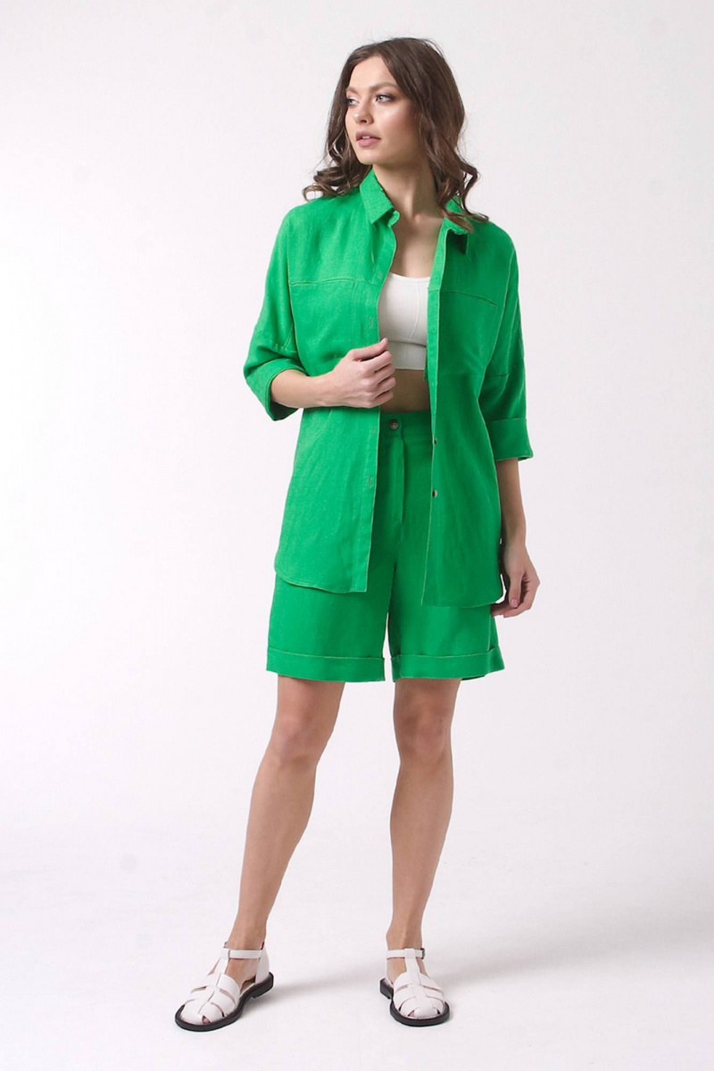 Женский комплект с шортами IUKONA 8041 зелёный
