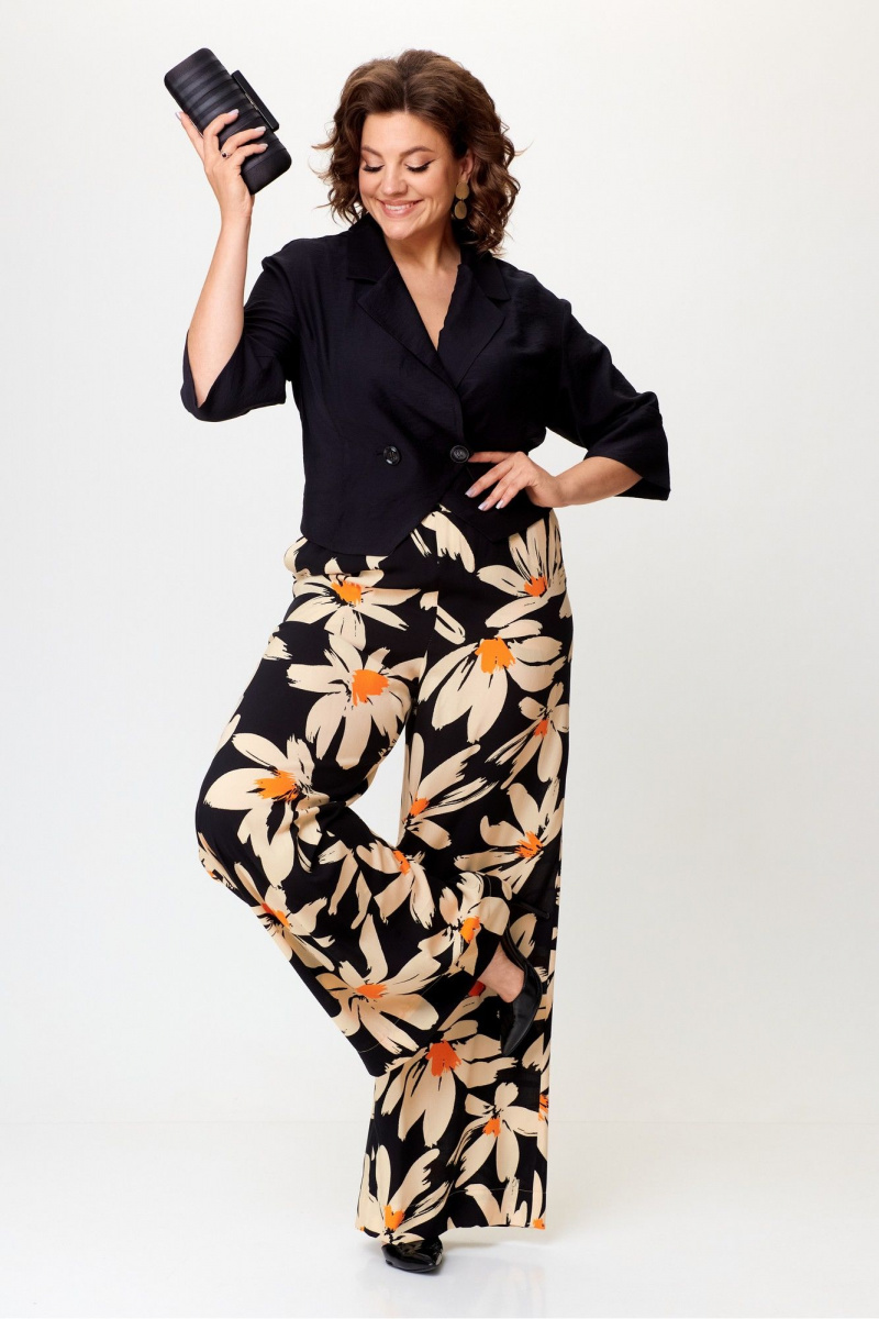 Брючный костюм Michel chic 1375 черный,ромашка