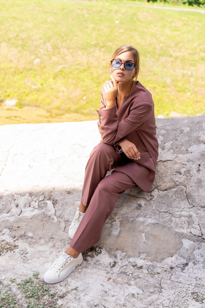 Брючный костюм SILVERSPICE S-1418 Rose_Brown