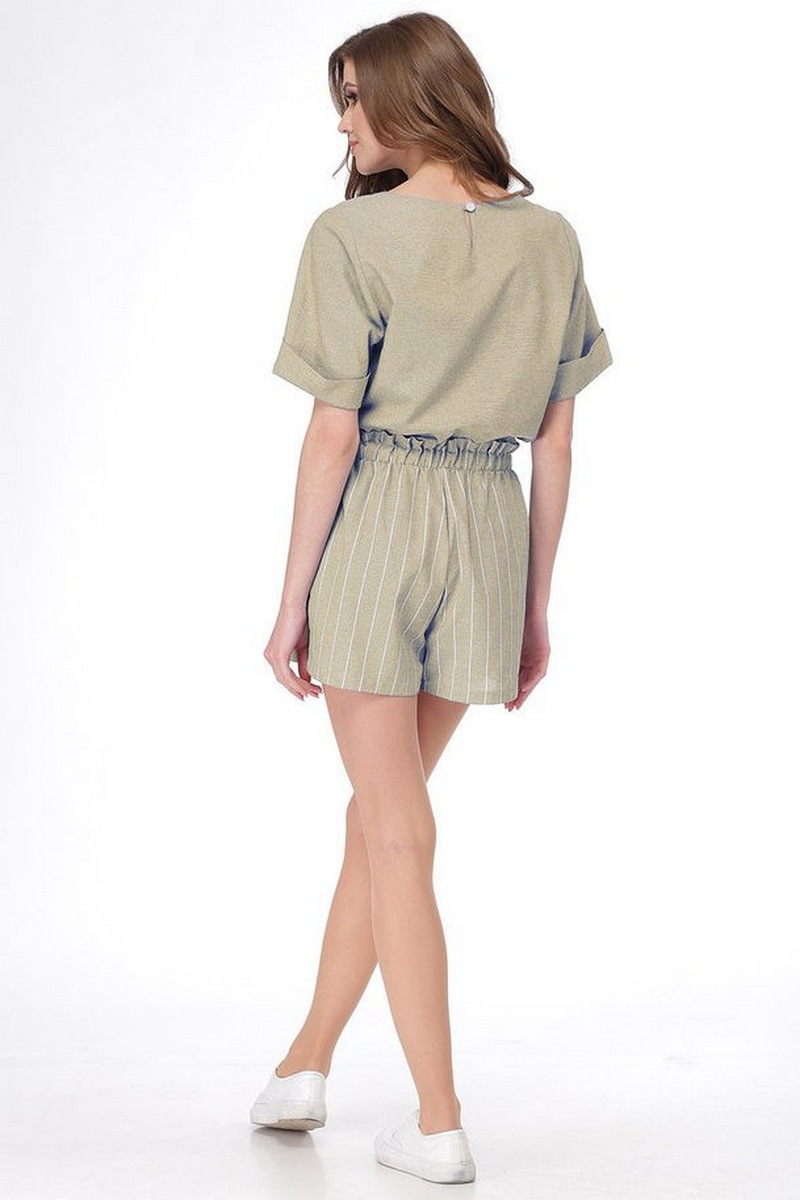 Женский комплект с шортами LadisLine 943 серо-бежевый