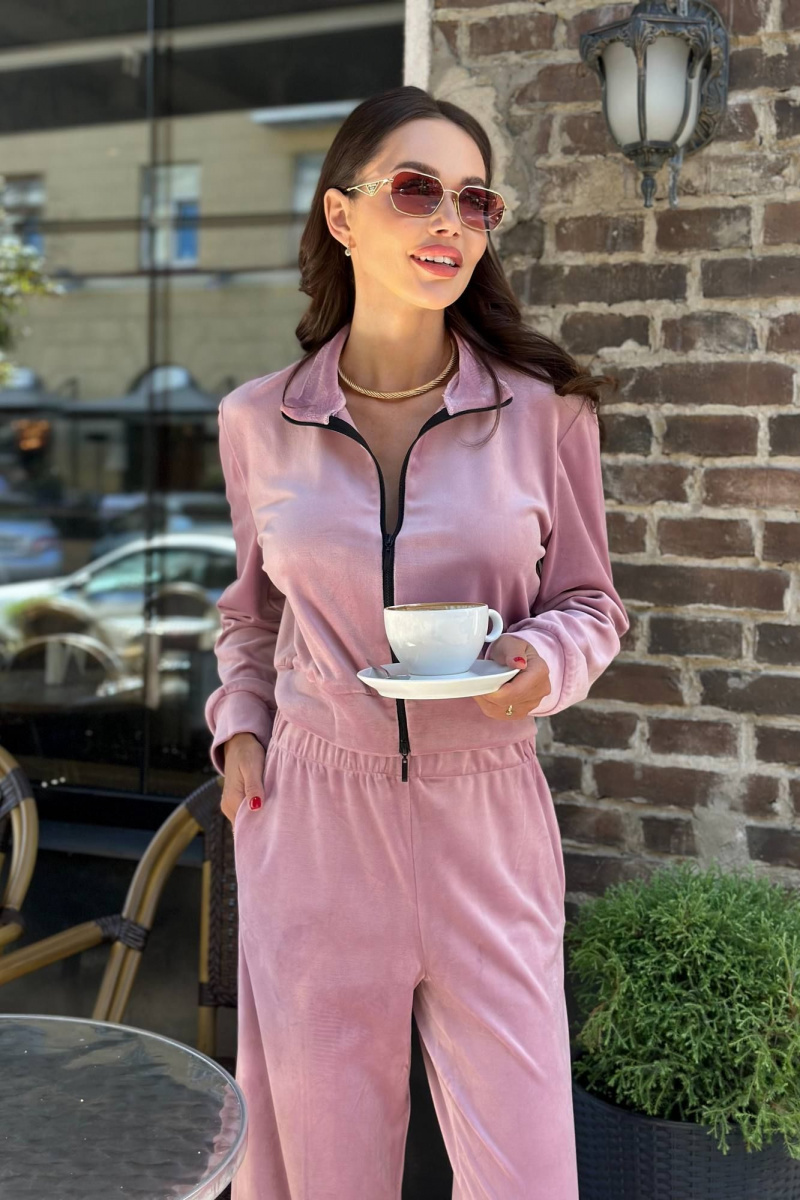 Костюмы AURA of the day 8016