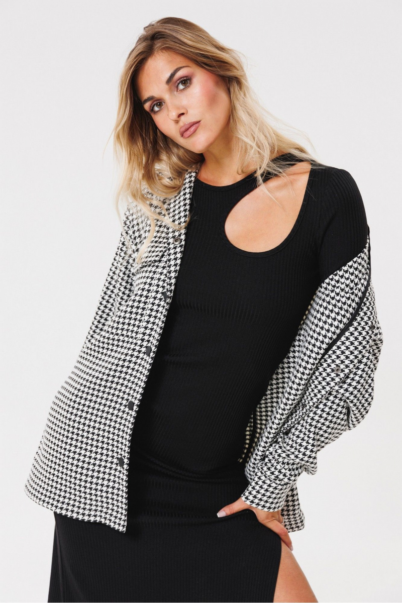 Платья PRATA wear S021 черный
