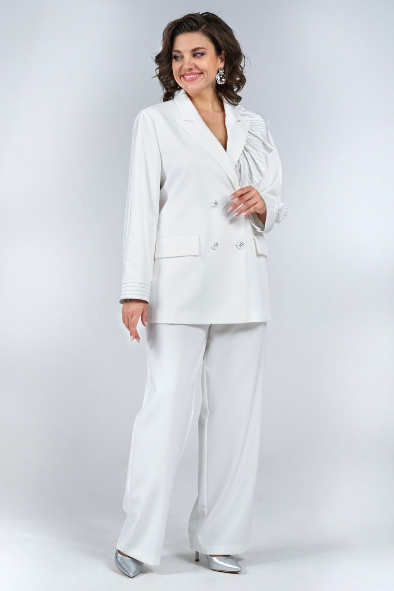 Брючный костюм Alani Collection 2017 молоко