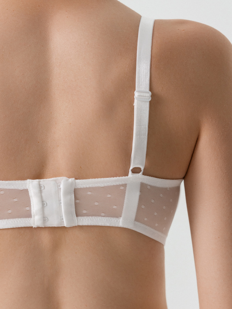 Бюстгальтеры и бюстье Mark Formelle 512486/24-27955Б-10 белый