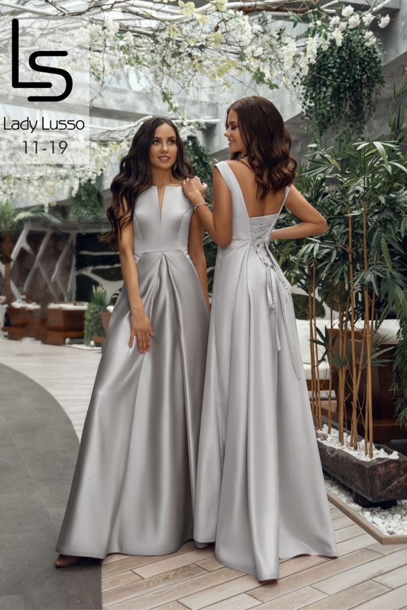 Вечернее платье Lady Lusso 11-19 серый
