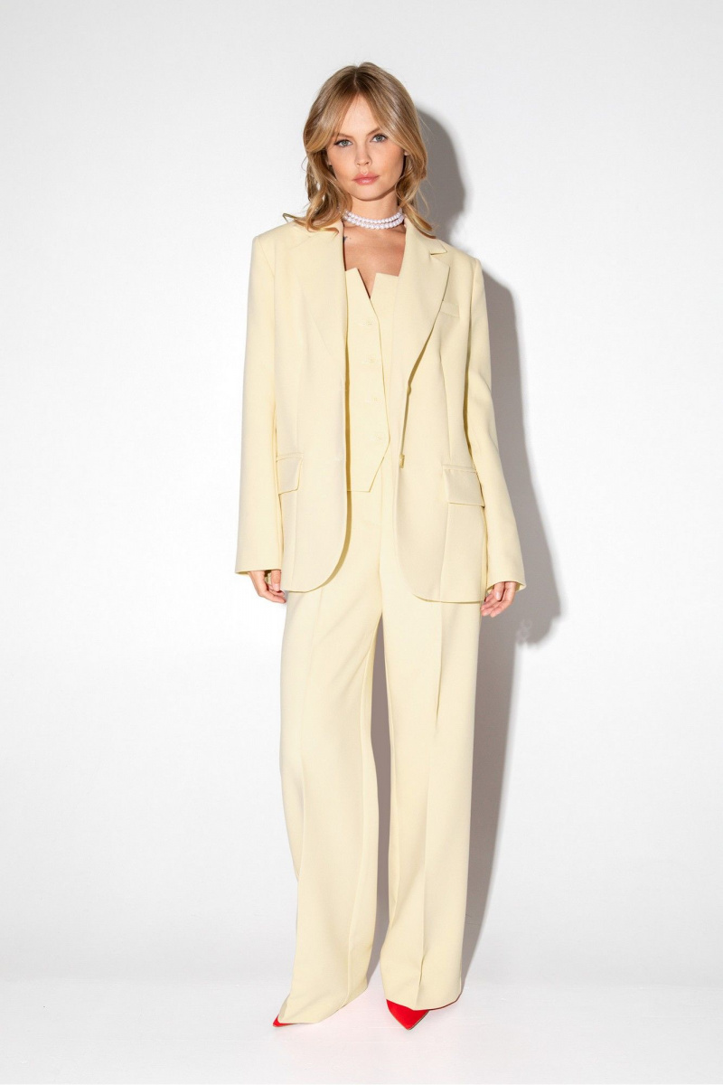 Брючный костюм PiRS 5890 сливочный