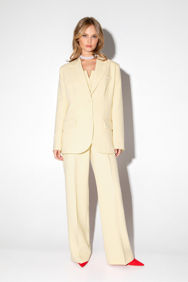 Брючный костюм PiRS 5890 сливочный