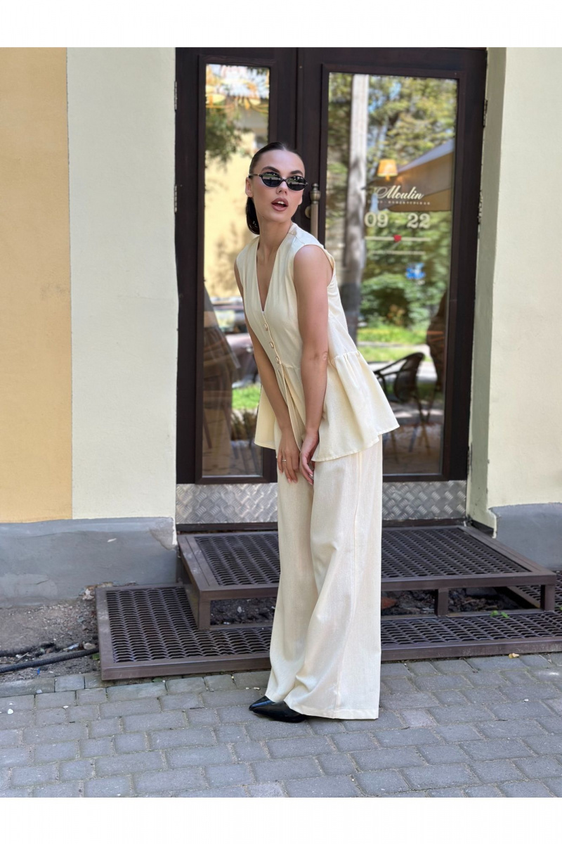 Брючный комплект THE.WOMAN 0331 сливочный