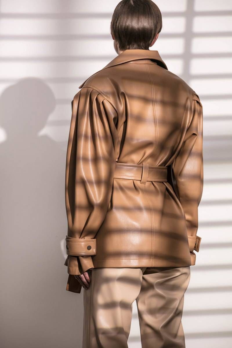 Женская куртка MUA 36-043-brown