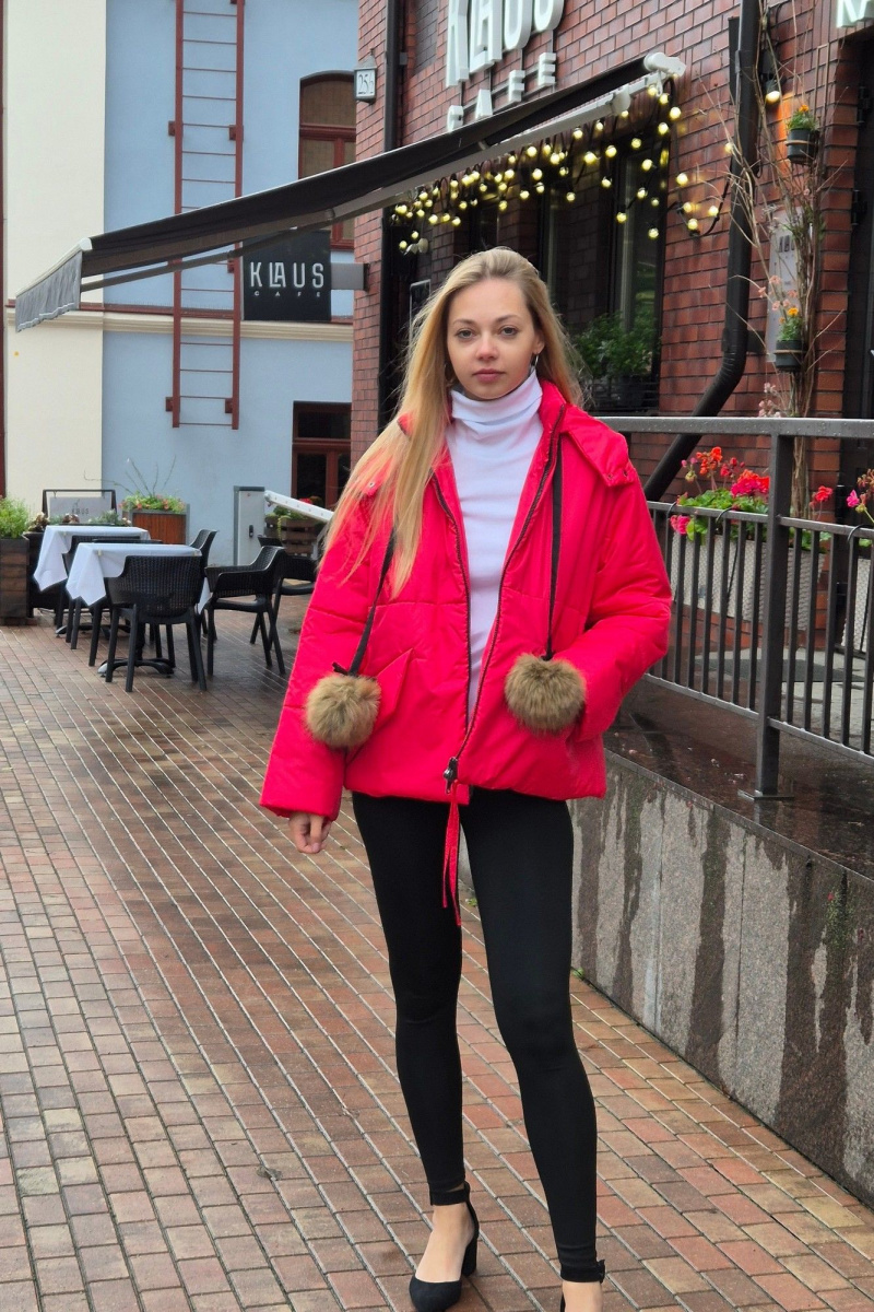 Женская куртка Shymoda 450-25 красный