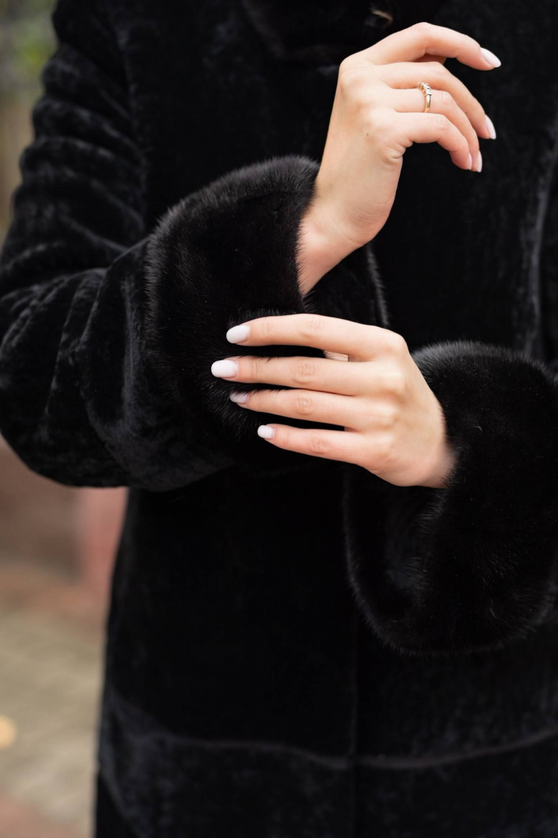 Шубы и дублёнки Мехофф Линия19.12-12 черный