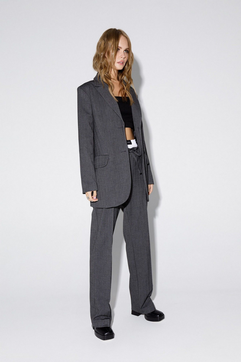 Брючный костюм PiRS 4772 серый