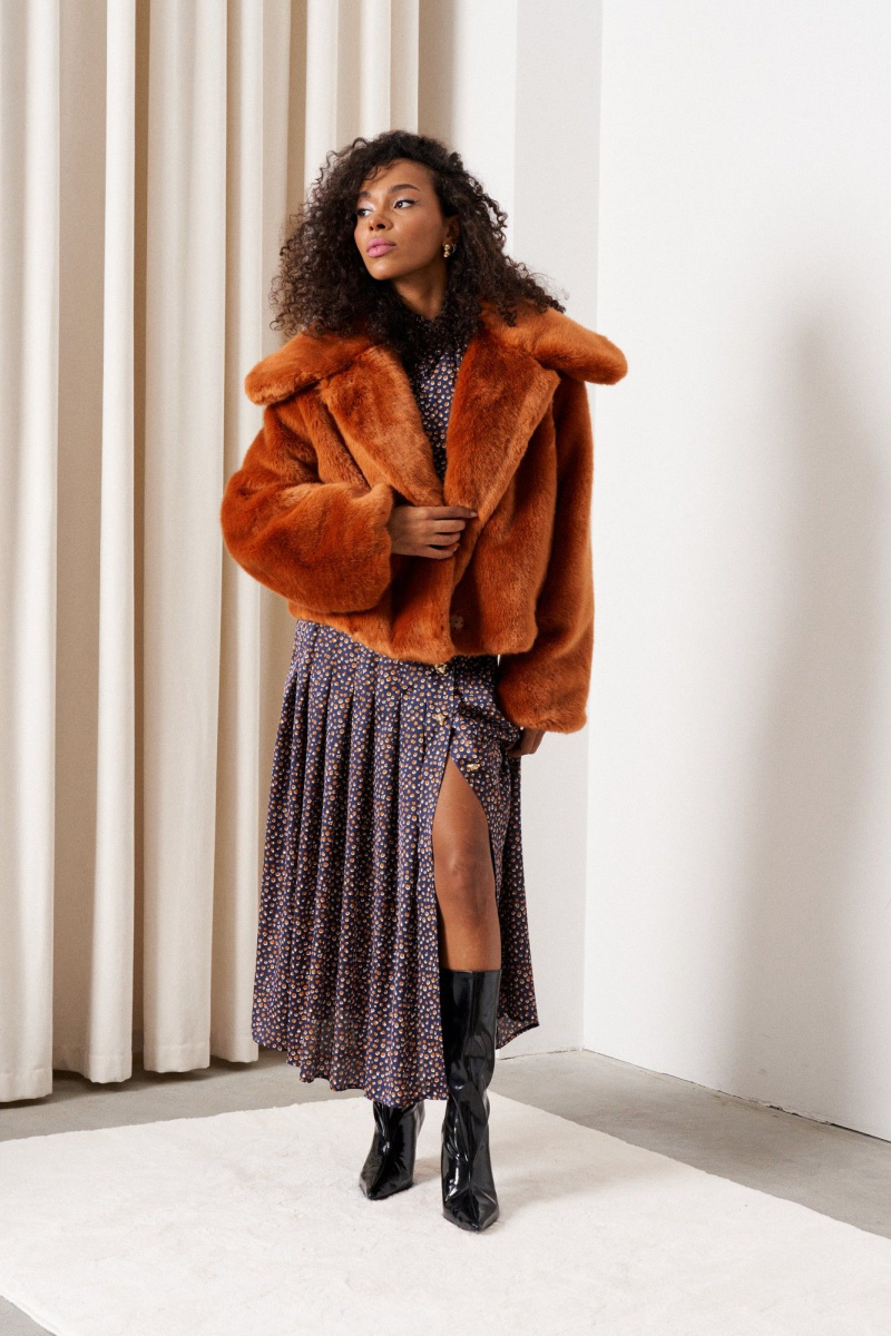 Женское пальто Colors of PAPAYA NEW 1743 рыжий