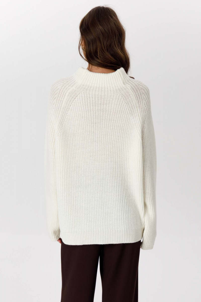 Джемперы Romgil РВ0280-ШЕ5 молочный