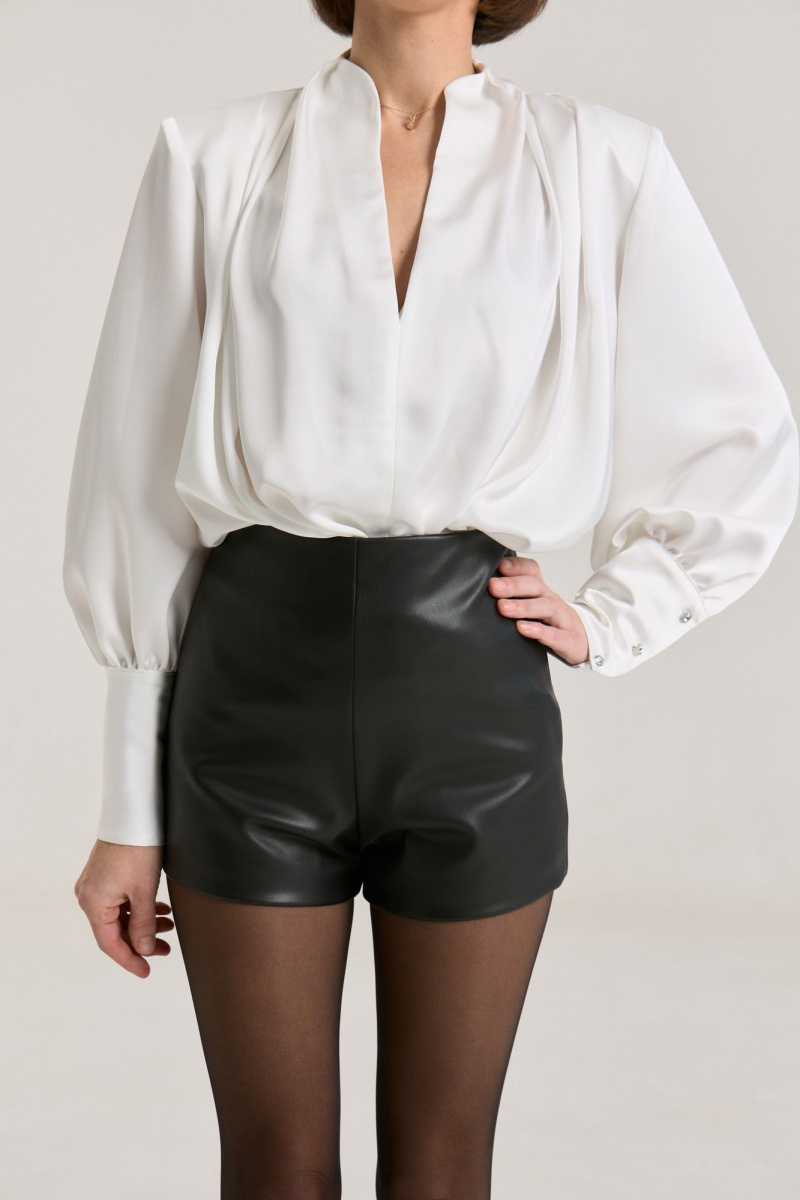 Блузы THE NAME 2453 молочный