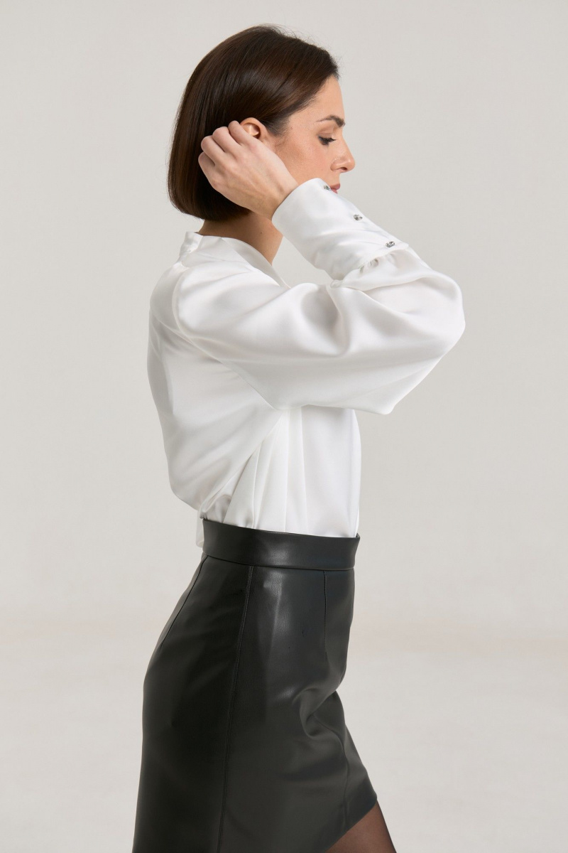 Блузы THE NAME 2453 молочный