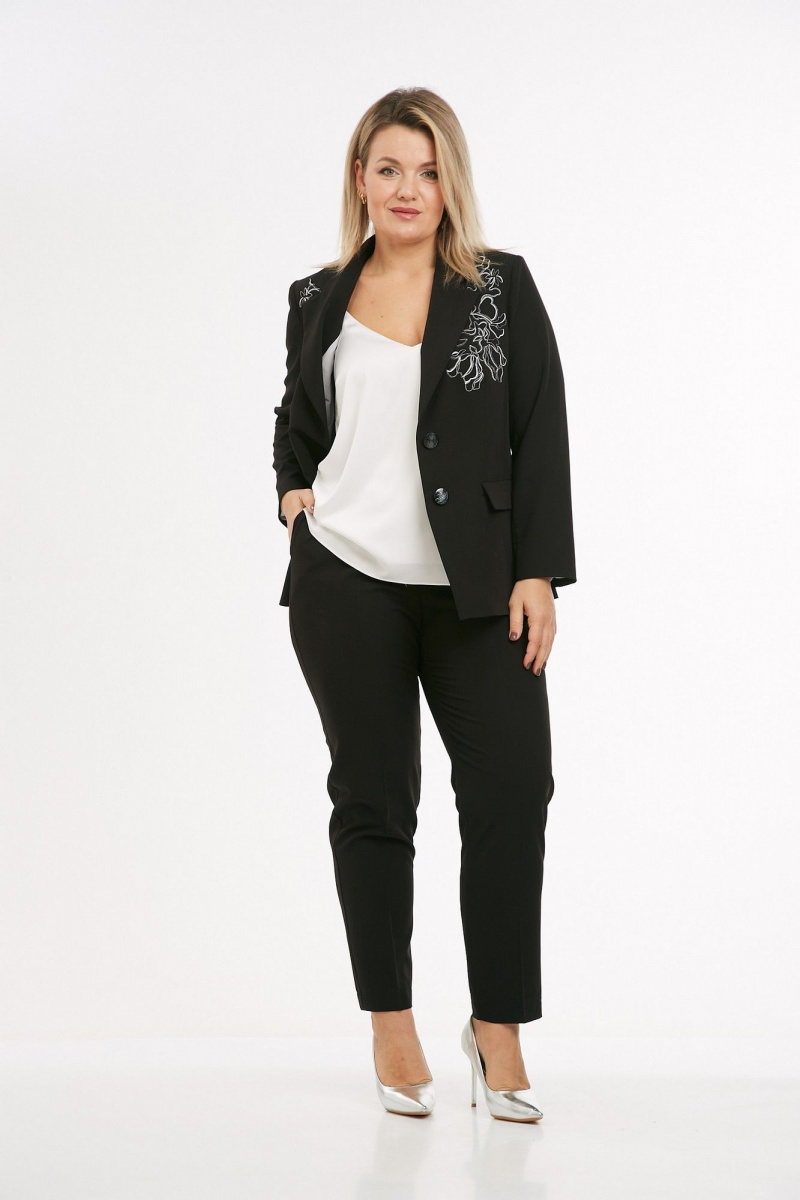 Брючный костюм Takka Plus 25-258/1 черный