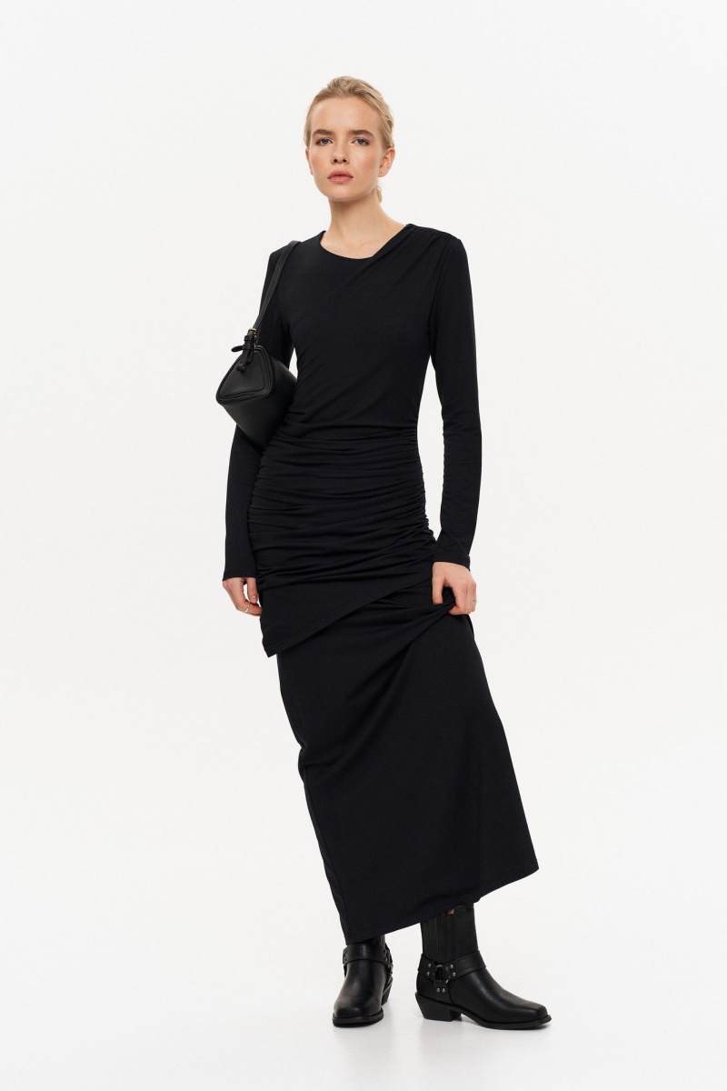 Платья THE VERY 2430 черный