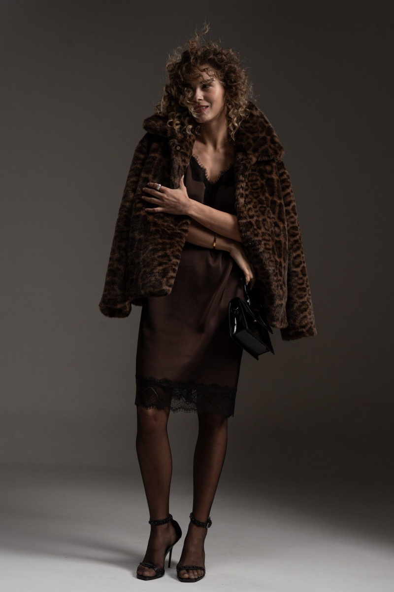 Платья SILVERSPICE S-5539 шоколад