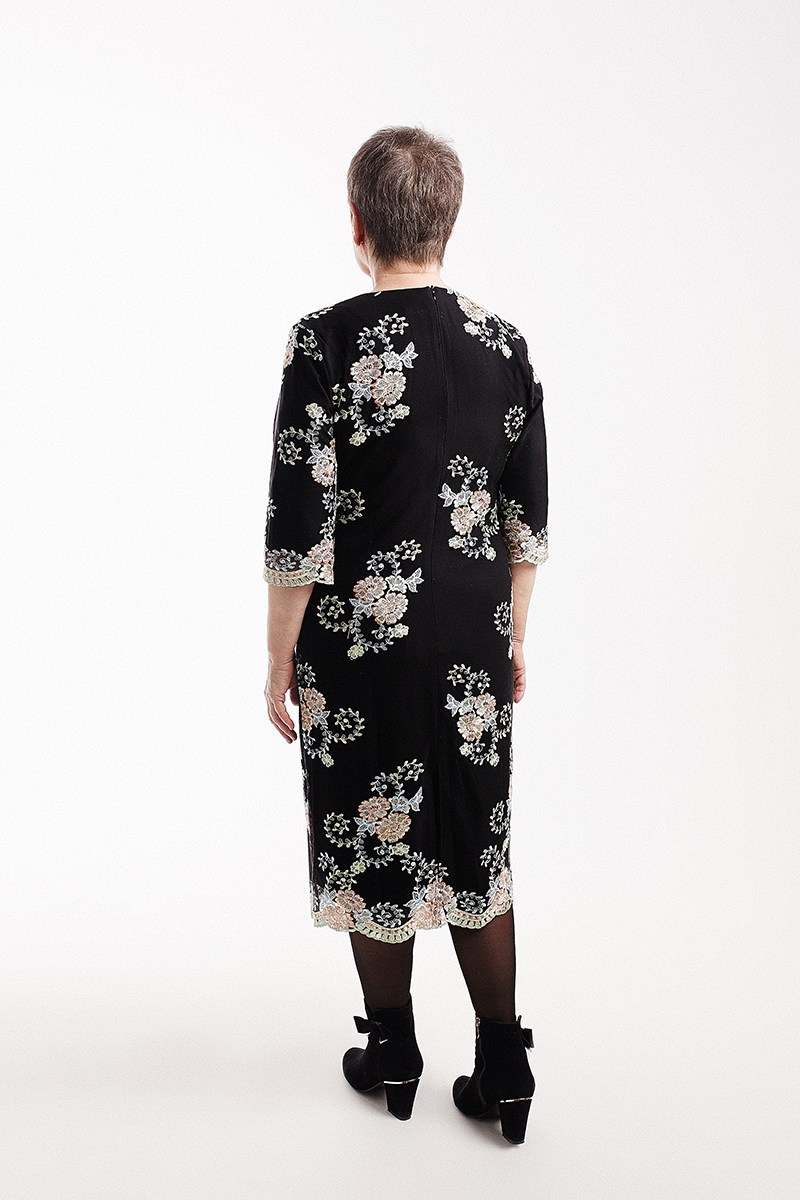 Платья Legend Style DP-001 черный-цветы