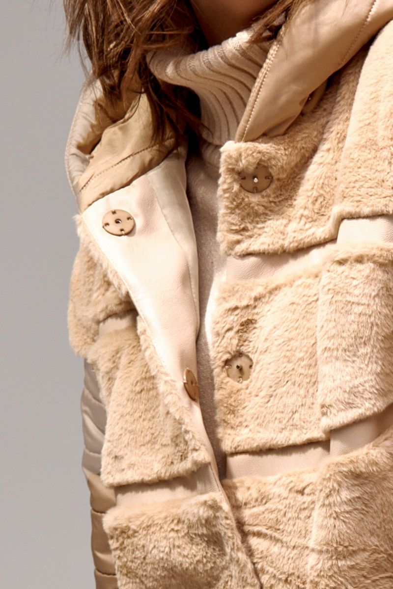 Женская куртка IVA 1360 бежевый