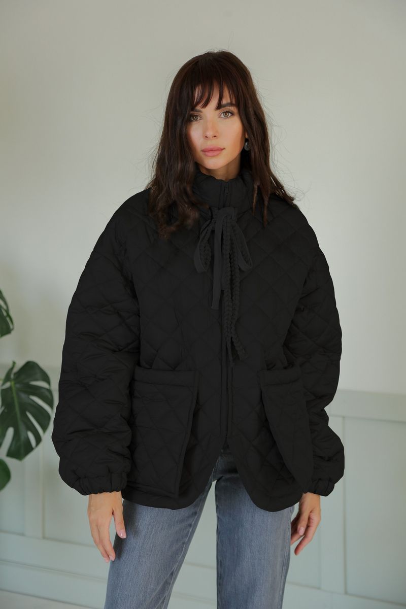 Женская куртка LadisLine 1388 черный