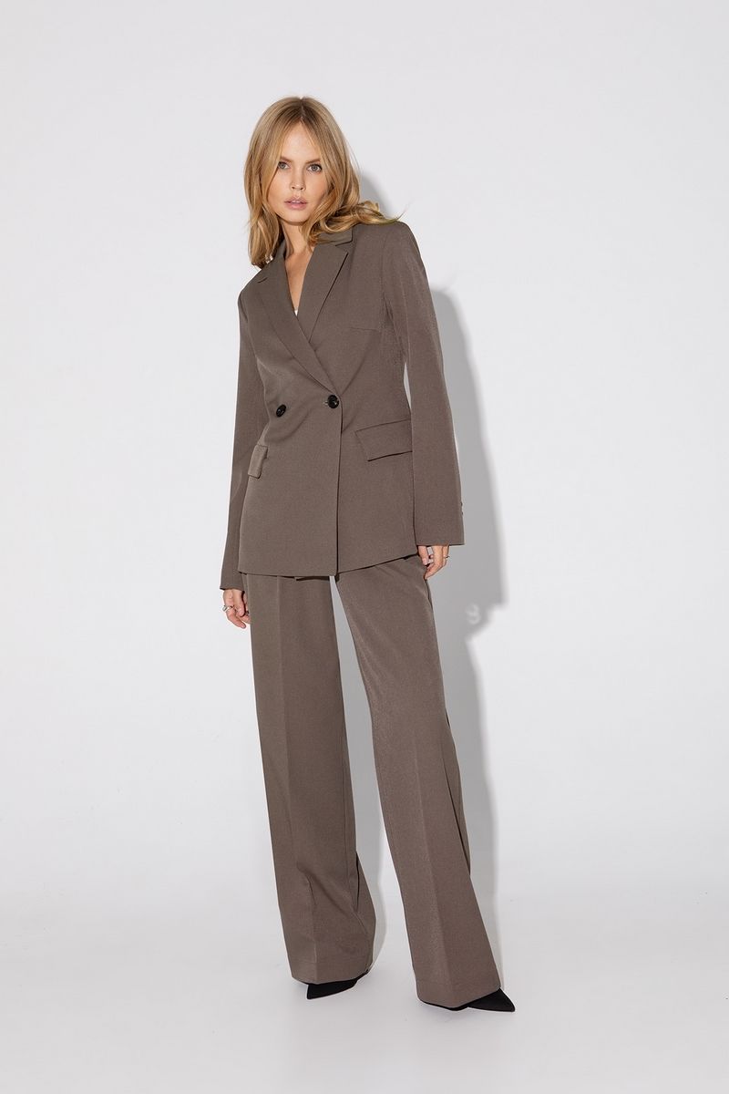 Брючные костюмы PiRS 4818 серо-бежевый