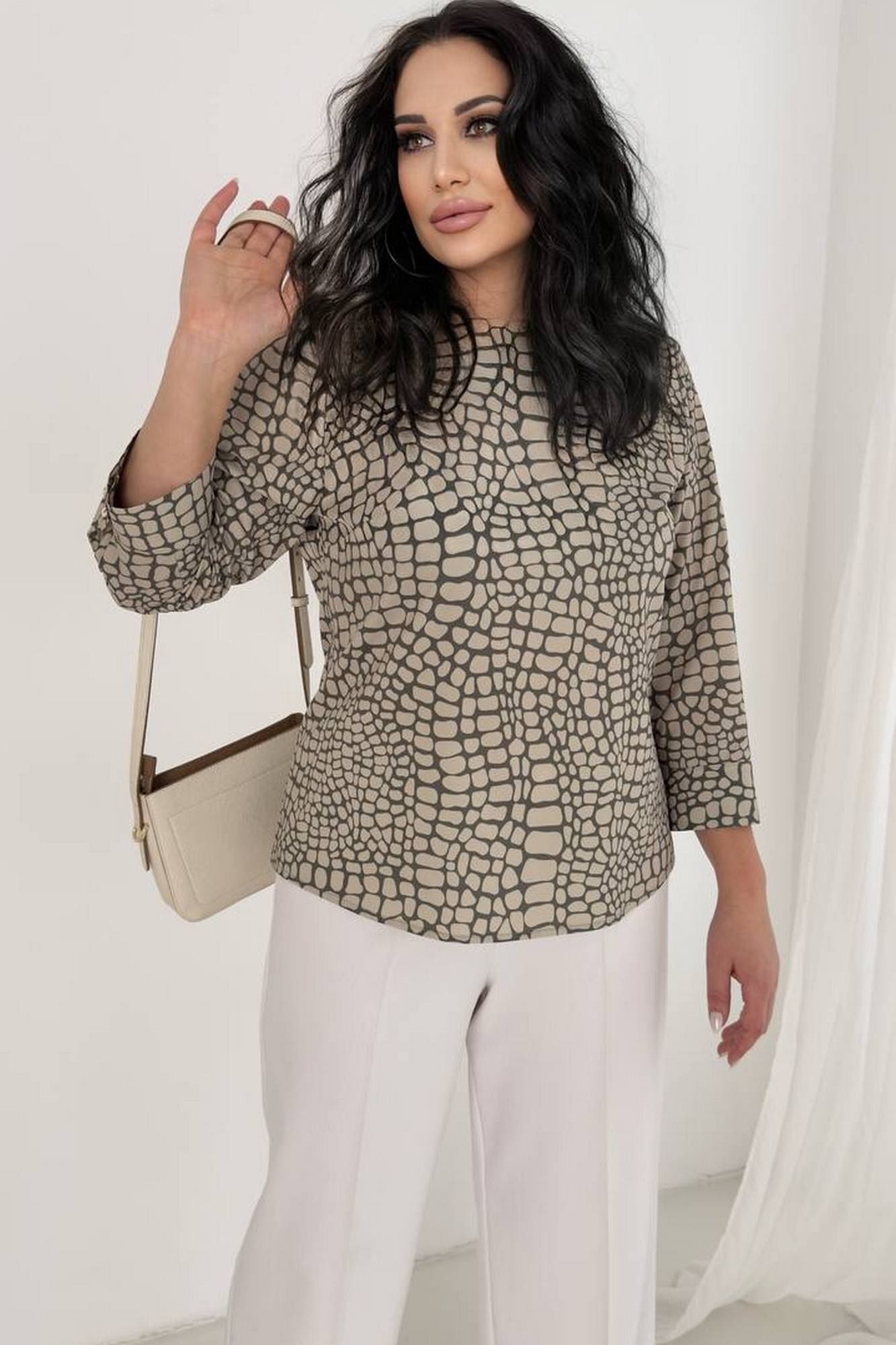 блузка вещи. трикотажная кофта с завязками сзади. женские рубашки тамбовчанка. женщина в блузке. шикарные блузки.