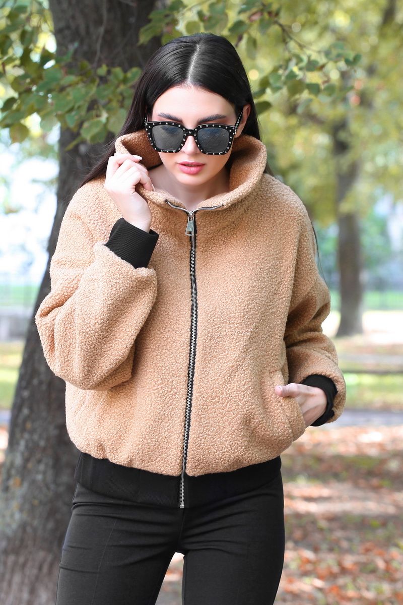 Женская куртка DOGGI