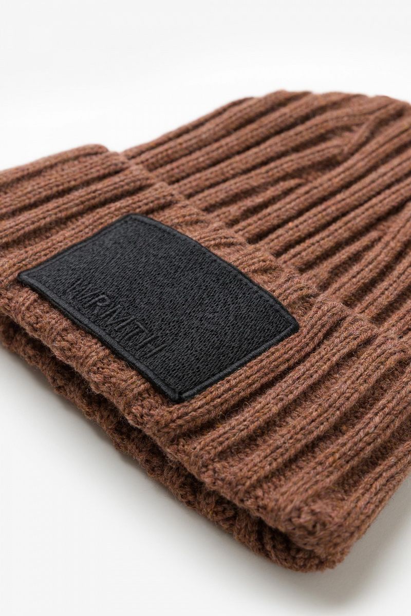 женские шапки Favorini