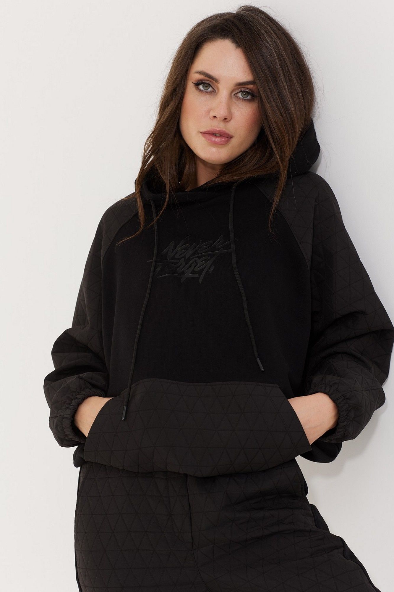 Толстовки и олимпийки MG Wear 2235 черный
