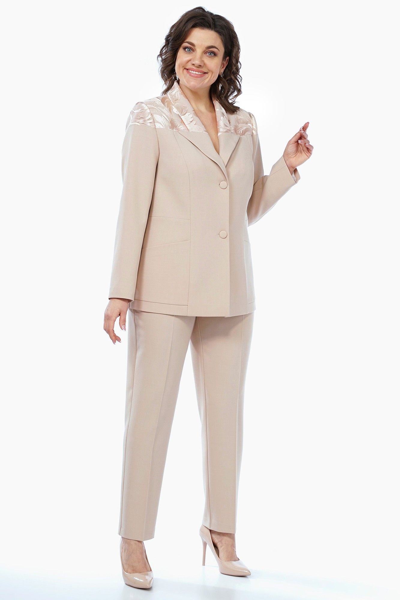 Брючные костюмы Alani Collection 2295 беж