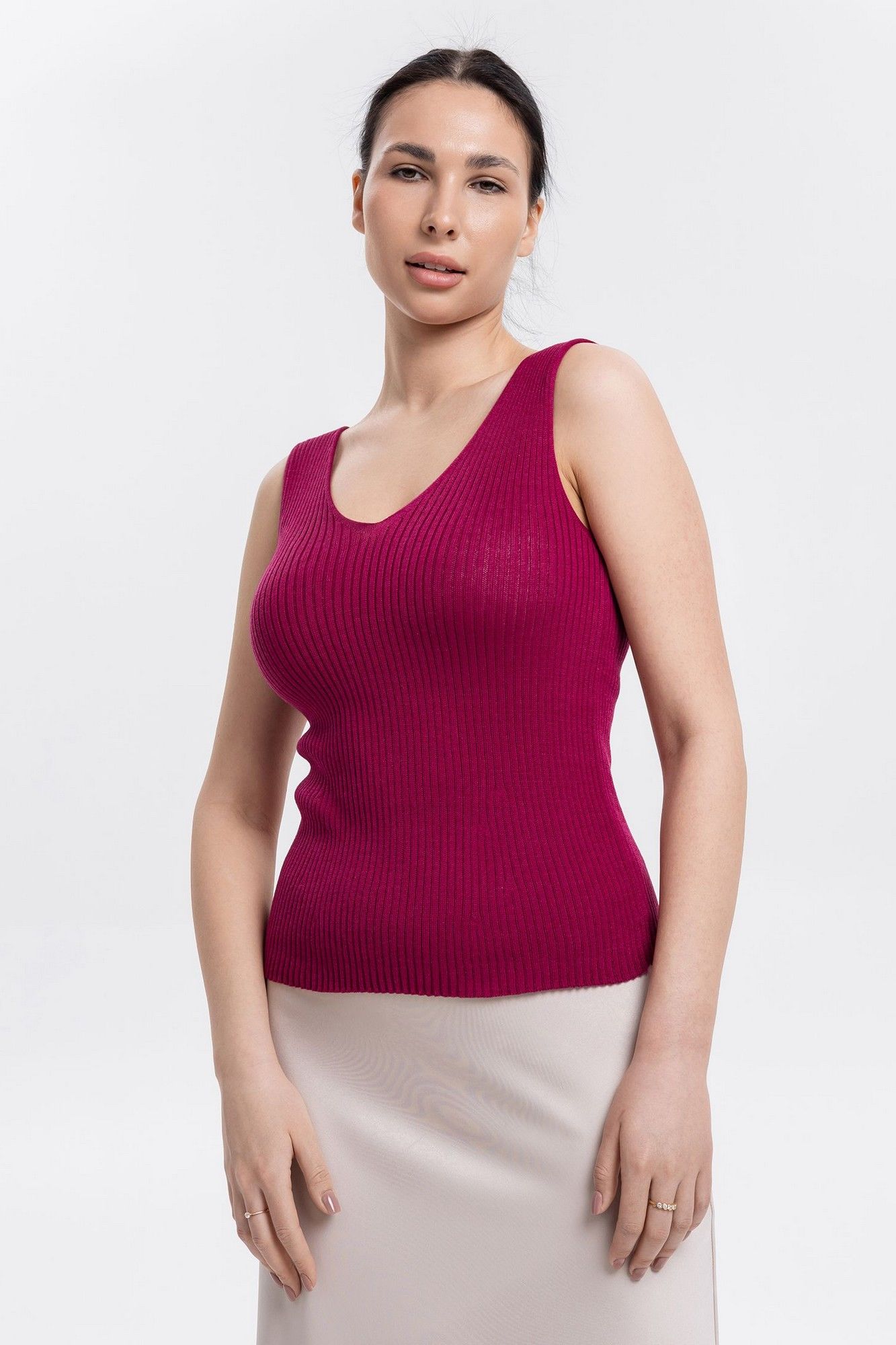 Топы AREOLA 13407 красный