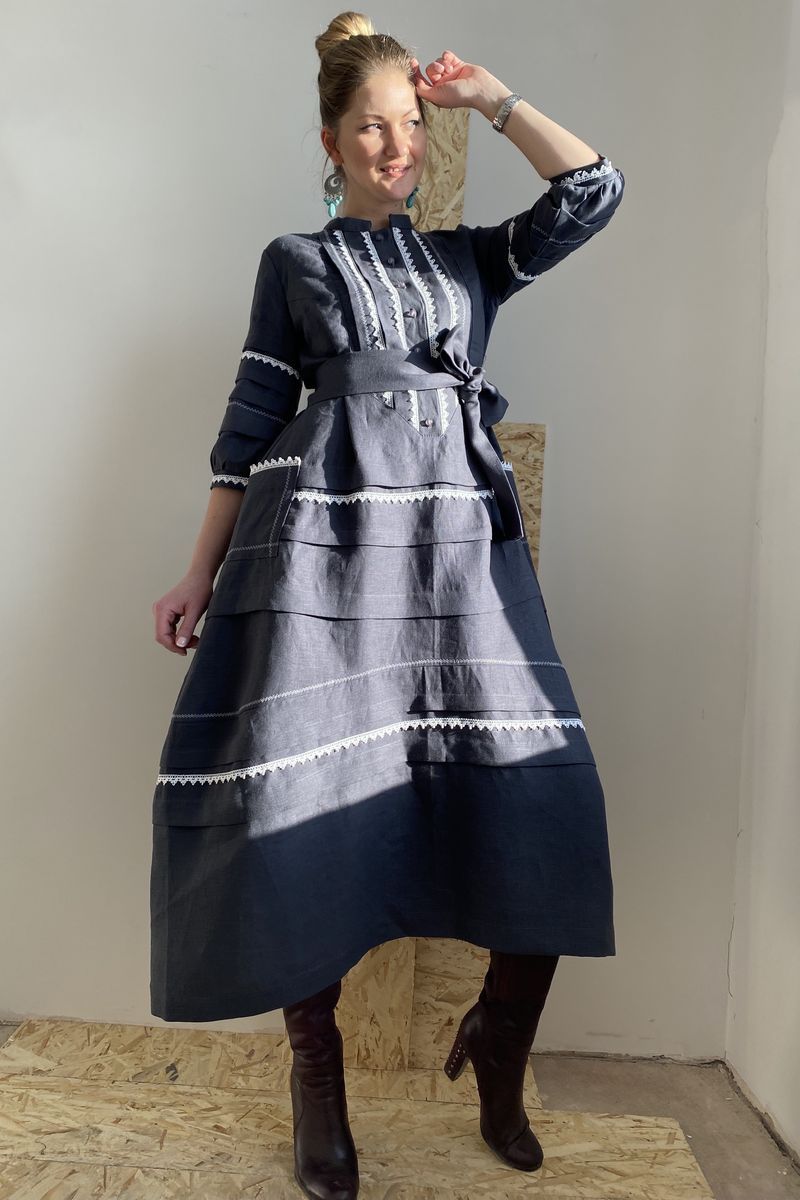 Льняное платье Pavlova