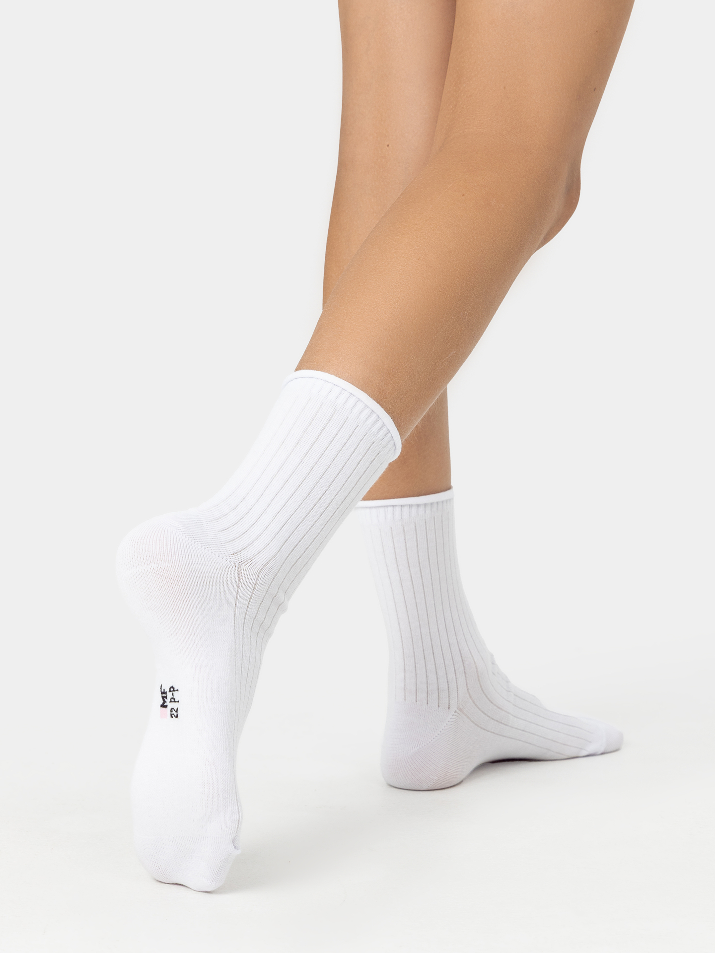 Колготки и носки Mark Formelle 457K-3334/B5-25457K белый_рис.3334